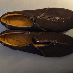 Natural Soul Brown Suede Top Zip slip on loafer 8 1/2